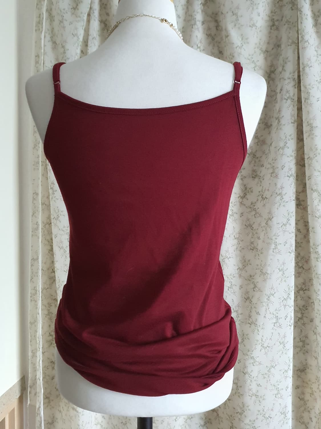 [빈티지] 버건디 프릴 끈나시 블라우스 상품이미지3