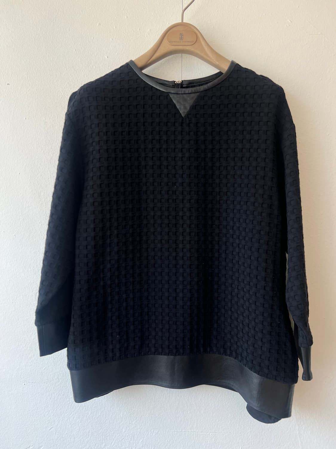 수입보세 여성 블랙 양가죽배색티셔츠 라운드티셔츠 상품이미지2