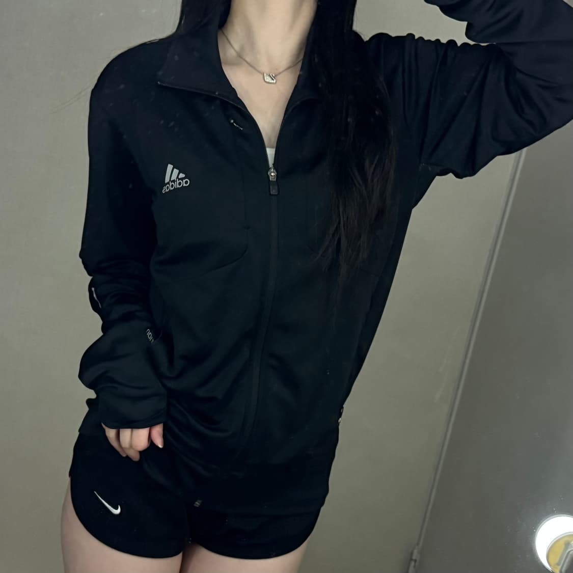 아디다스 삼선 로고 지퍼포인트 트랙탑져지  상품이미지2