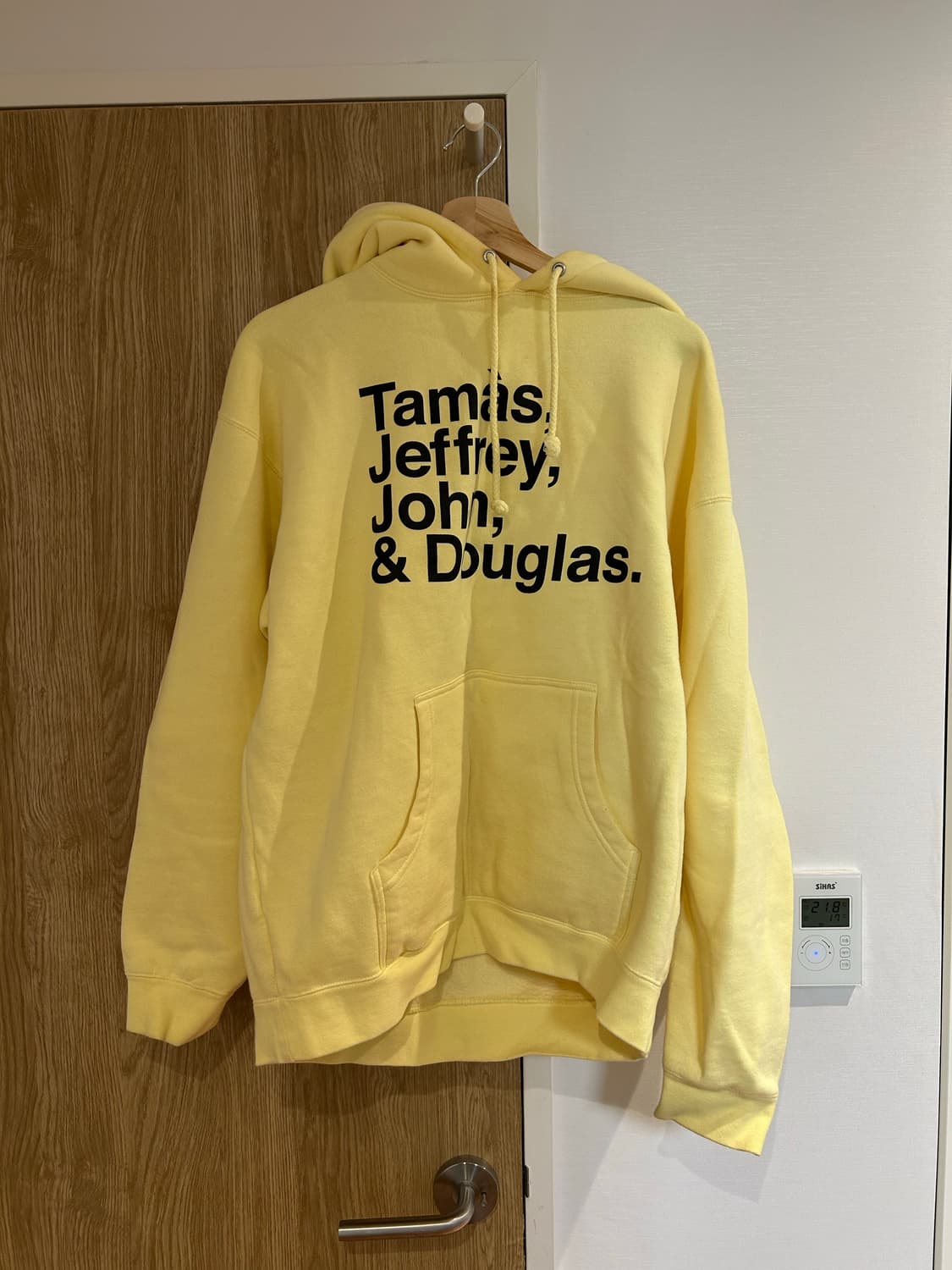 슬로피세컨즈 라몬즈 후드티  상품이미지1