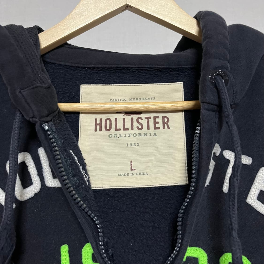 홀리스터 블랙 기모 후드집업 L 상품이미지3