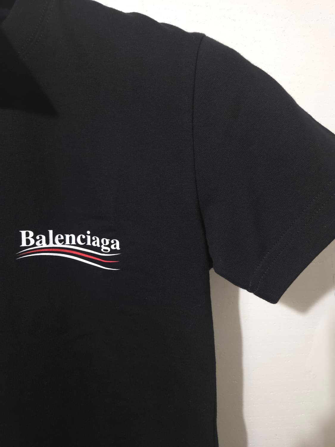 [새상품급] 발렌시아가 여성 웨이브로고 반팔 티 M Size 상품이미지4