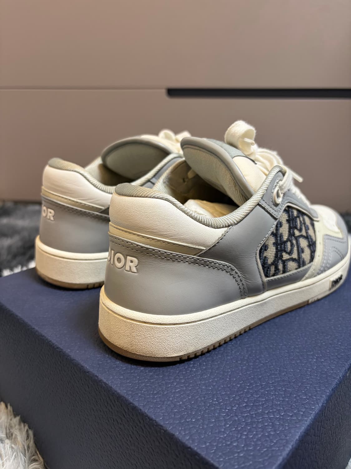 [풀구성/ 보증서포함]디올 B27 로우탑 스니커즈 그레이39 상품이미지2