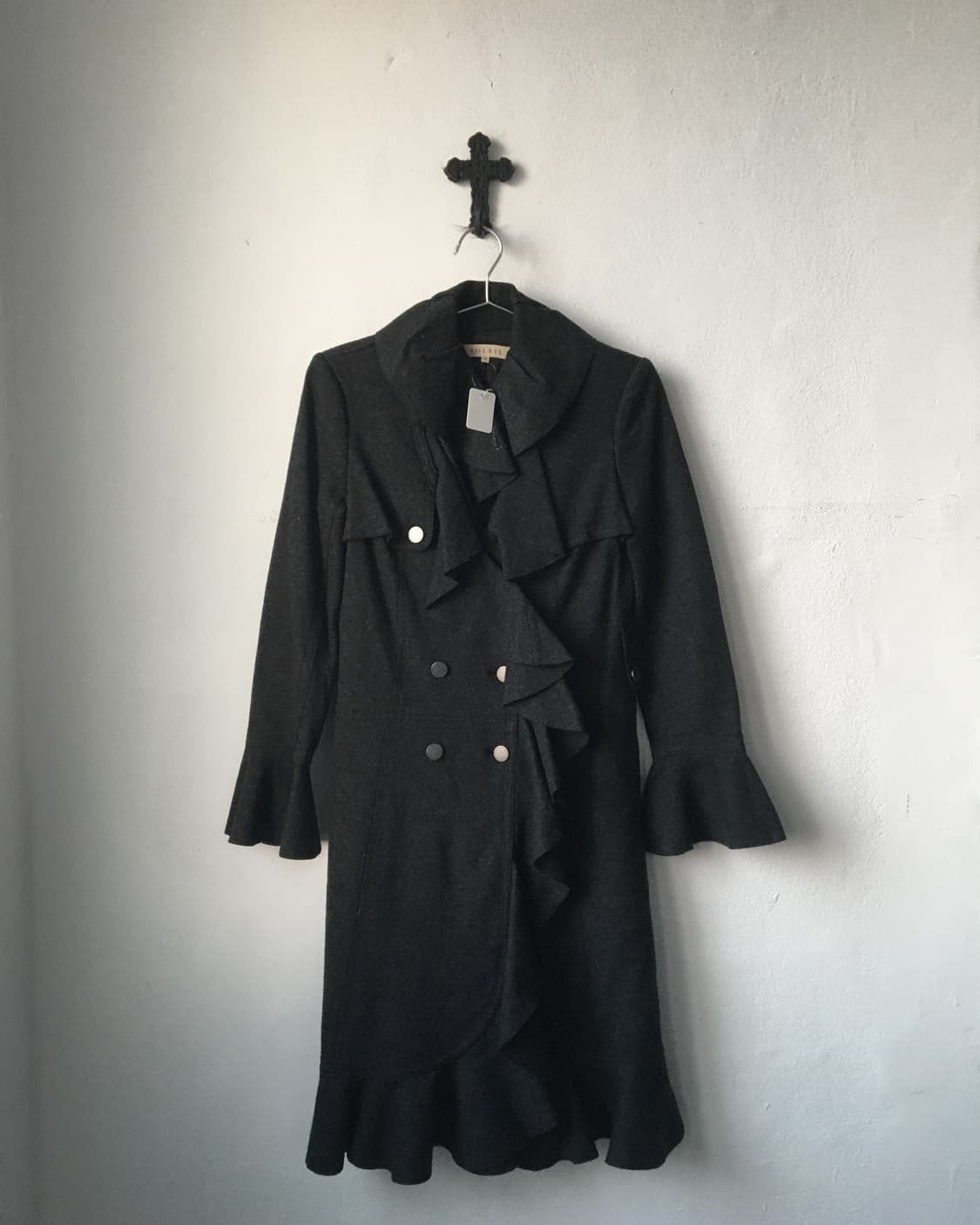 Frill point woolen coat 상품이미지2