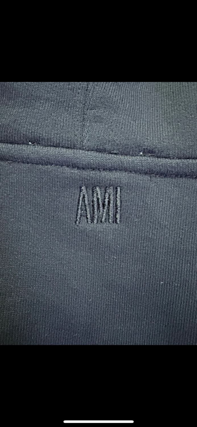 아미 AMI 하트 로고 블랙 후드집업 상품이미지4