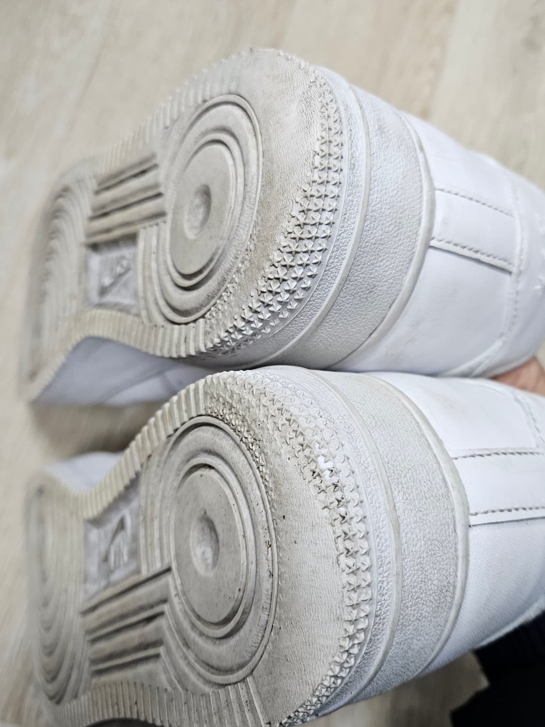 나이키에어포스 슈프림 상품이미지6