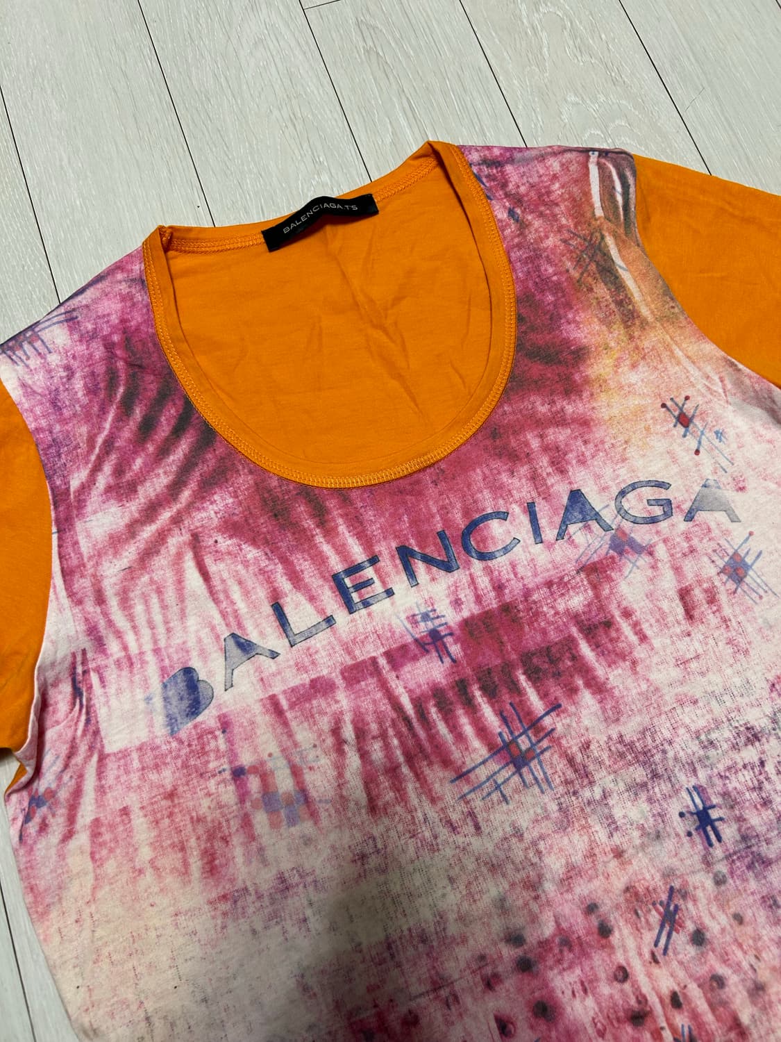 (새제품) 발렌시아가 빈티지 프린트 티셔츠 상품이미지2