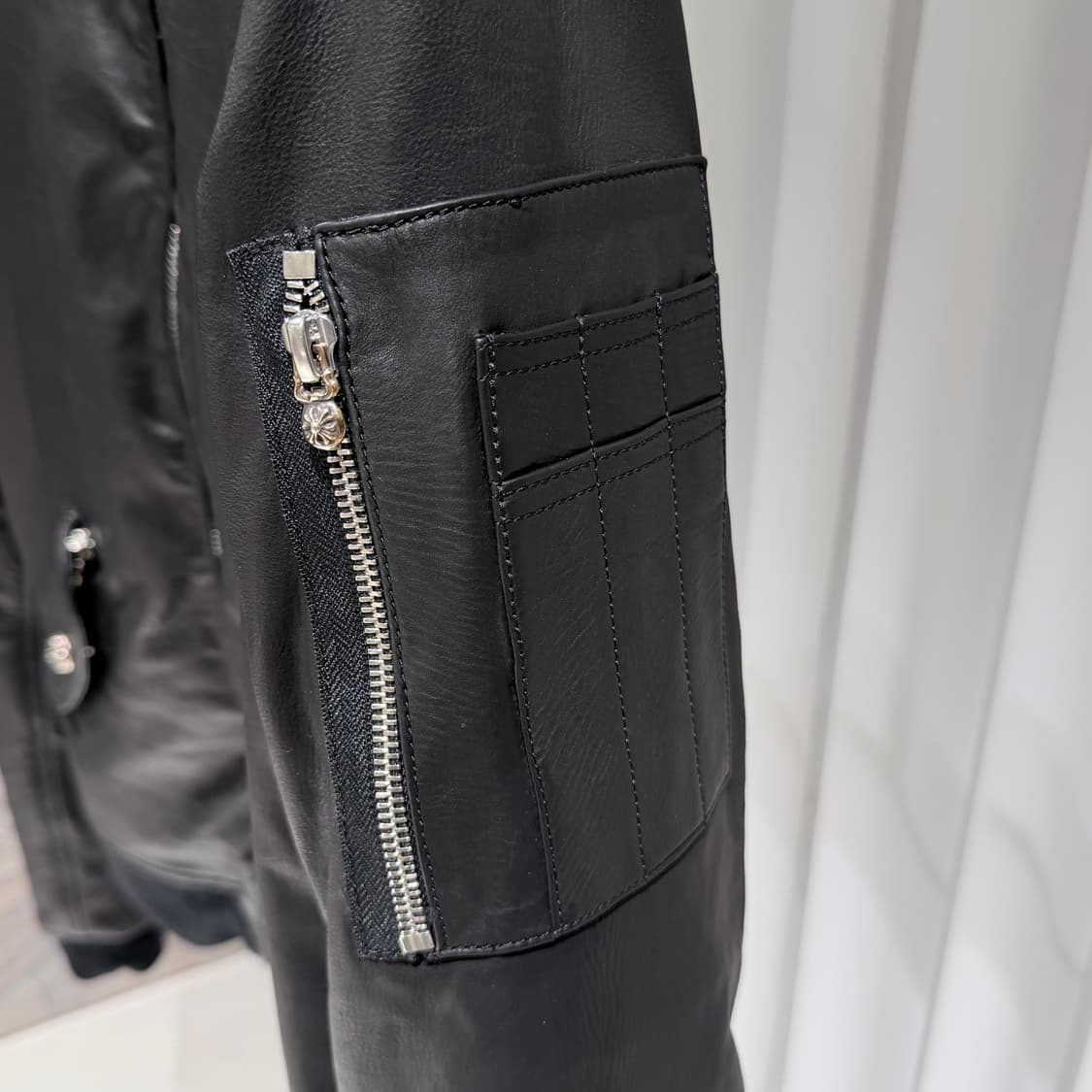 (A+/M) / 크롬하츠 블랙 실버 대거 레더 가죽 자켓 블랙 상품이미지2