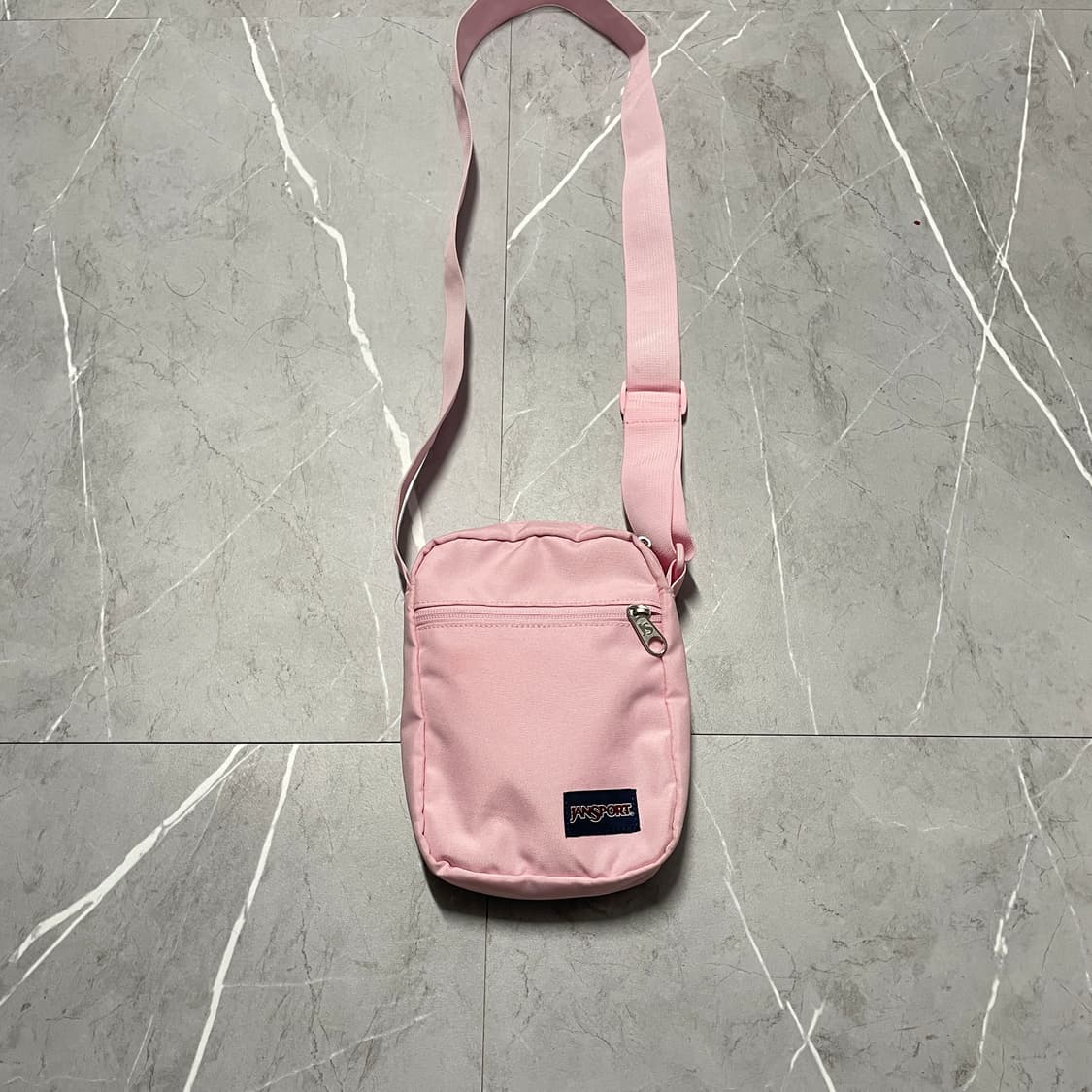 팔로워 특가 잔스포츠 딸기우유 핑크 크로스백 미니 가방 상품이미지3