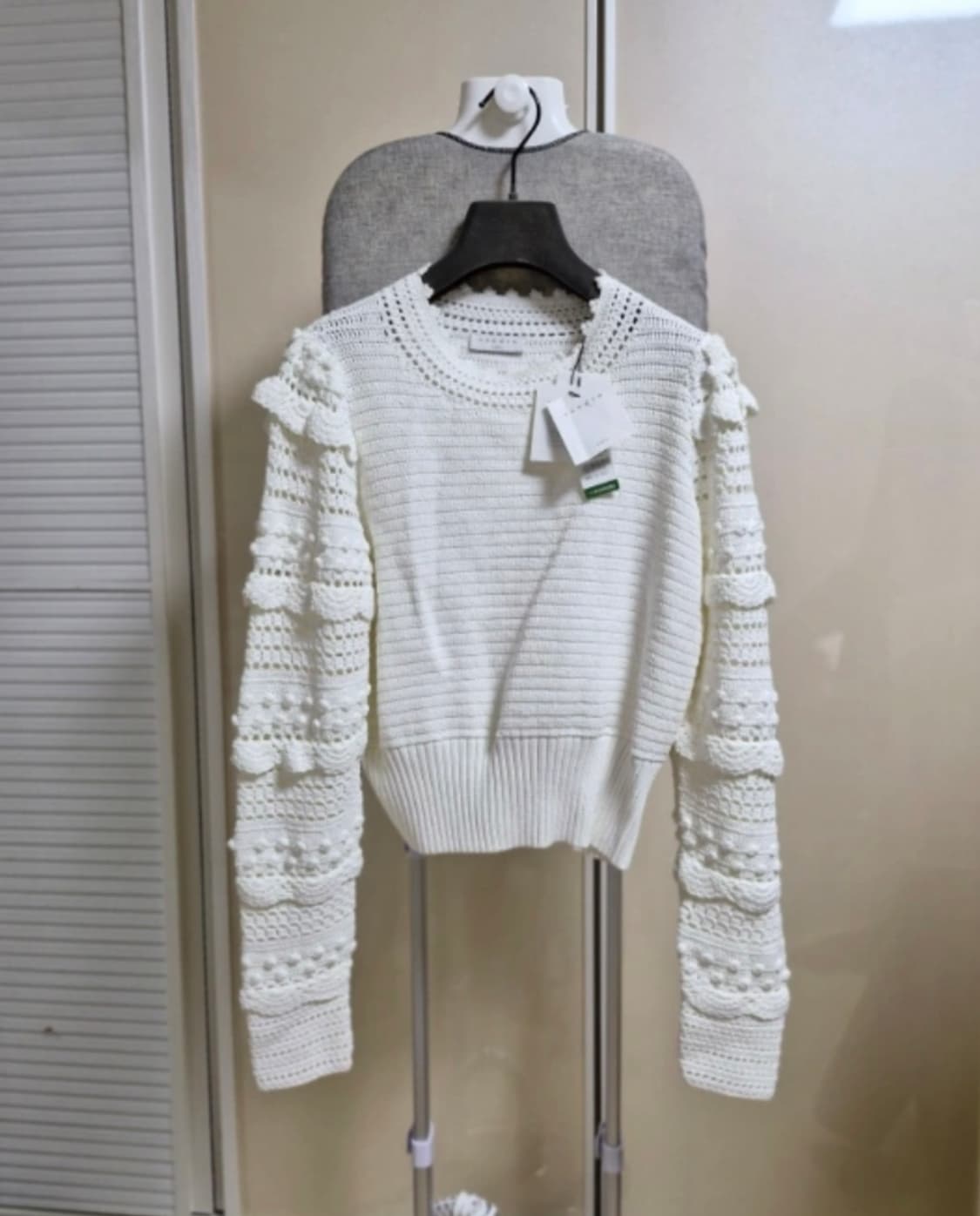 산드로 폼폼소매 뜨개니트 상품이미지1