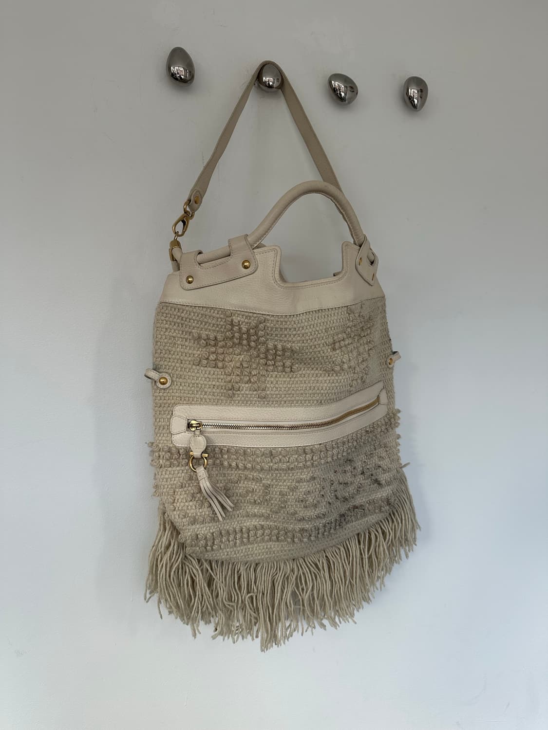 살바토레 페라가모 Magnolia 니트 프린지 숄더백 상품이미지6