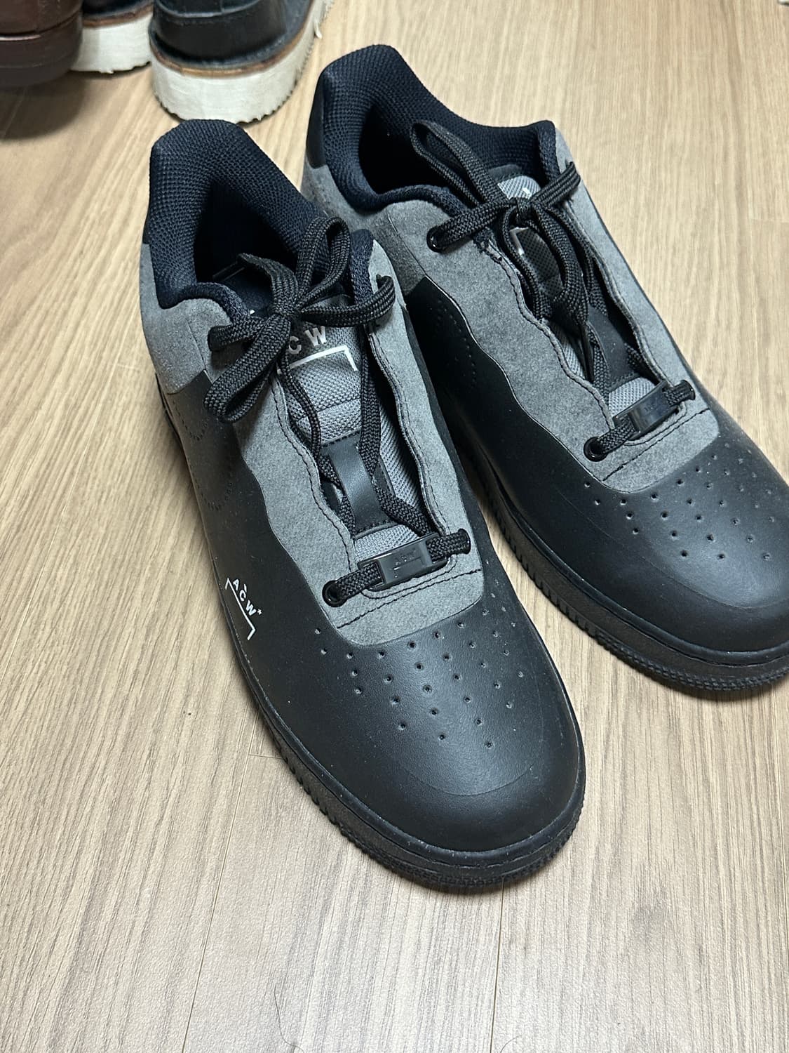 어콜드월 나이키 포스 상품이미지1