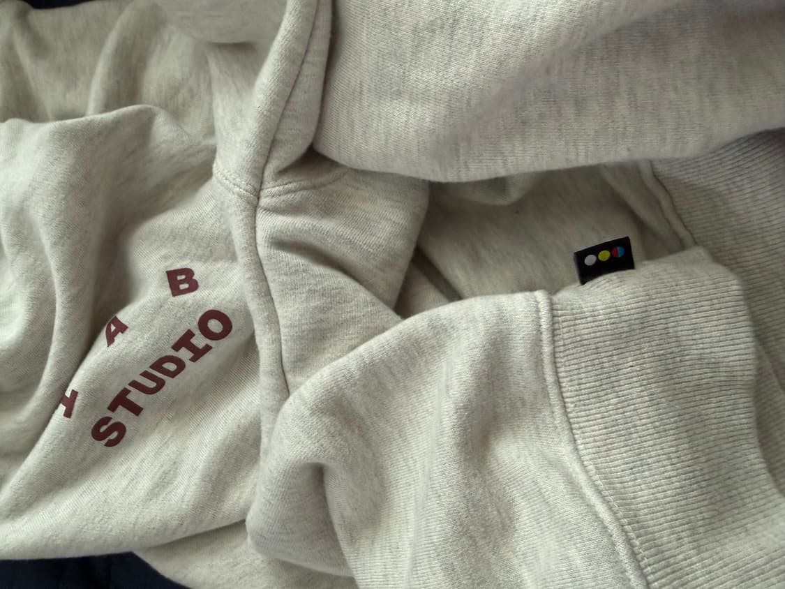 아니앱 스튜디오 후드티 상품이미지3