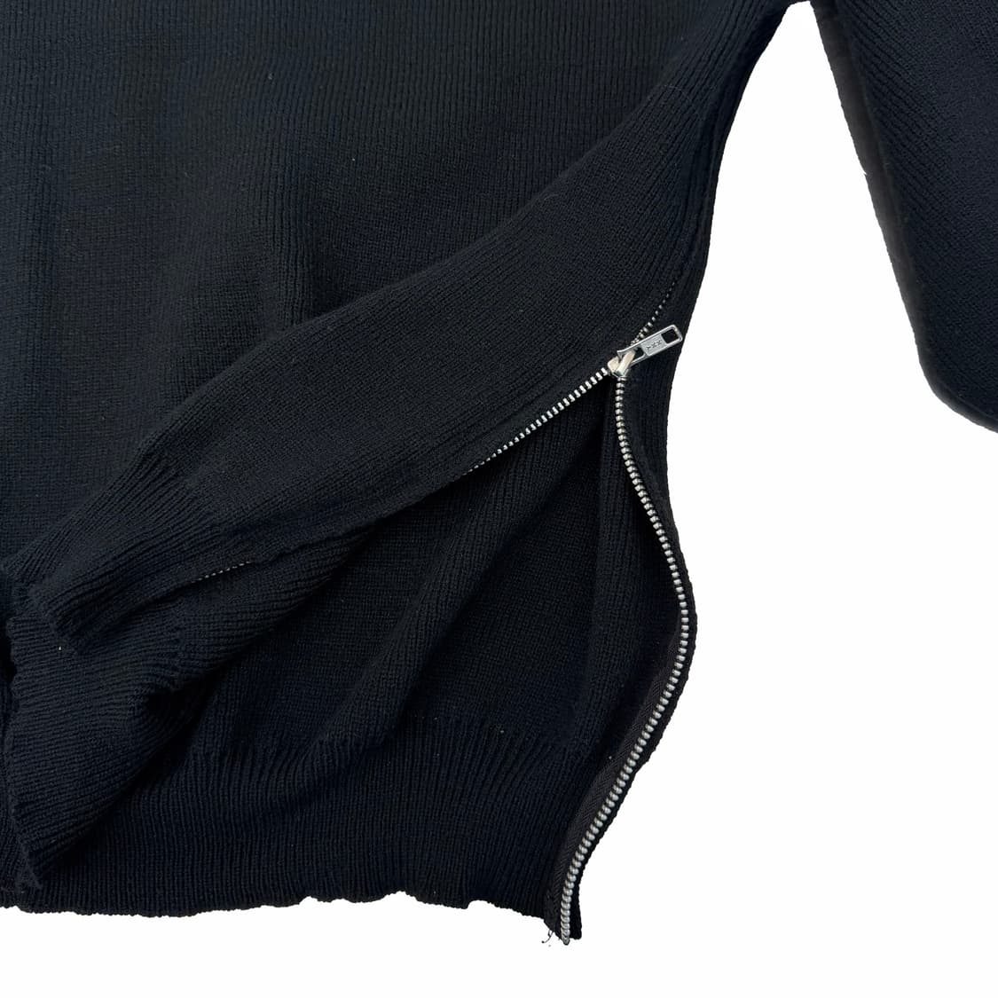 꼼데가르송 옴므듀스 V넥 니트 상품이미지3