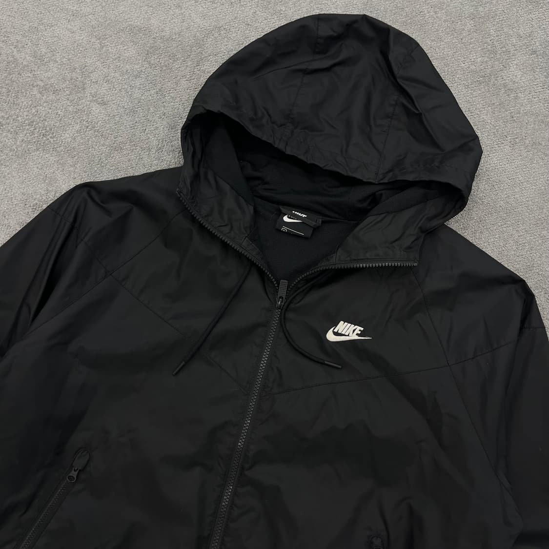 M 나이키 후드 바람막이 블랙 상품이미지2