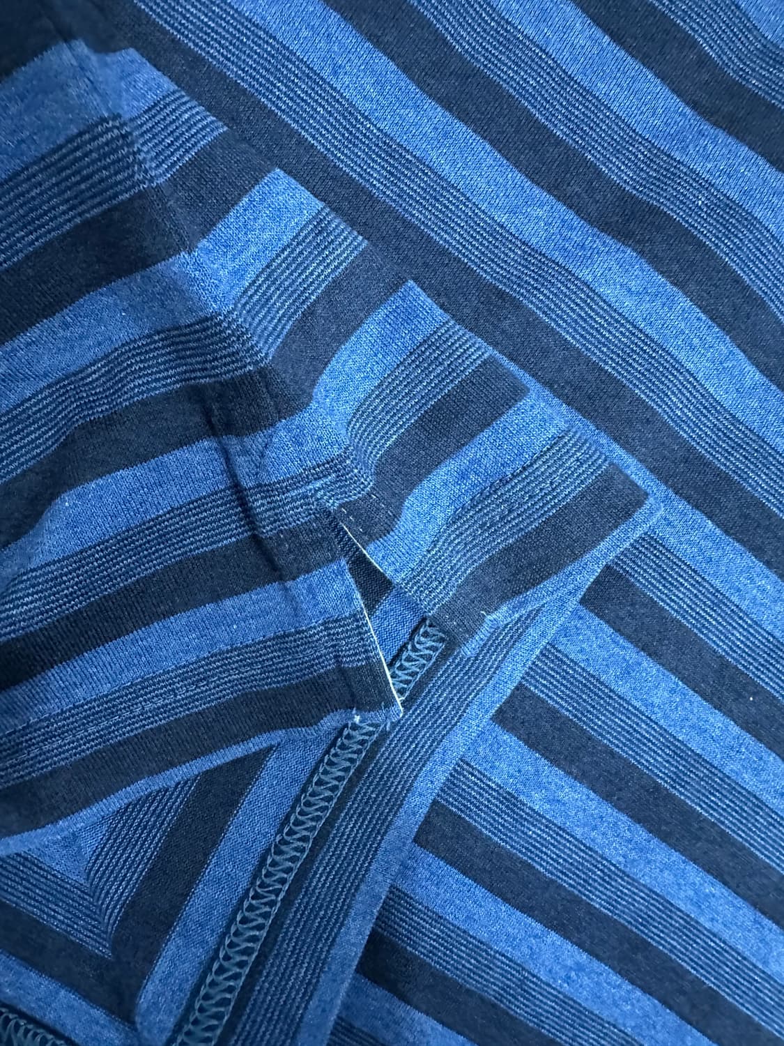 브룩스브라더스 슬림핏 스트라이프 반팔 카라티 M 새제품 상품이미지3