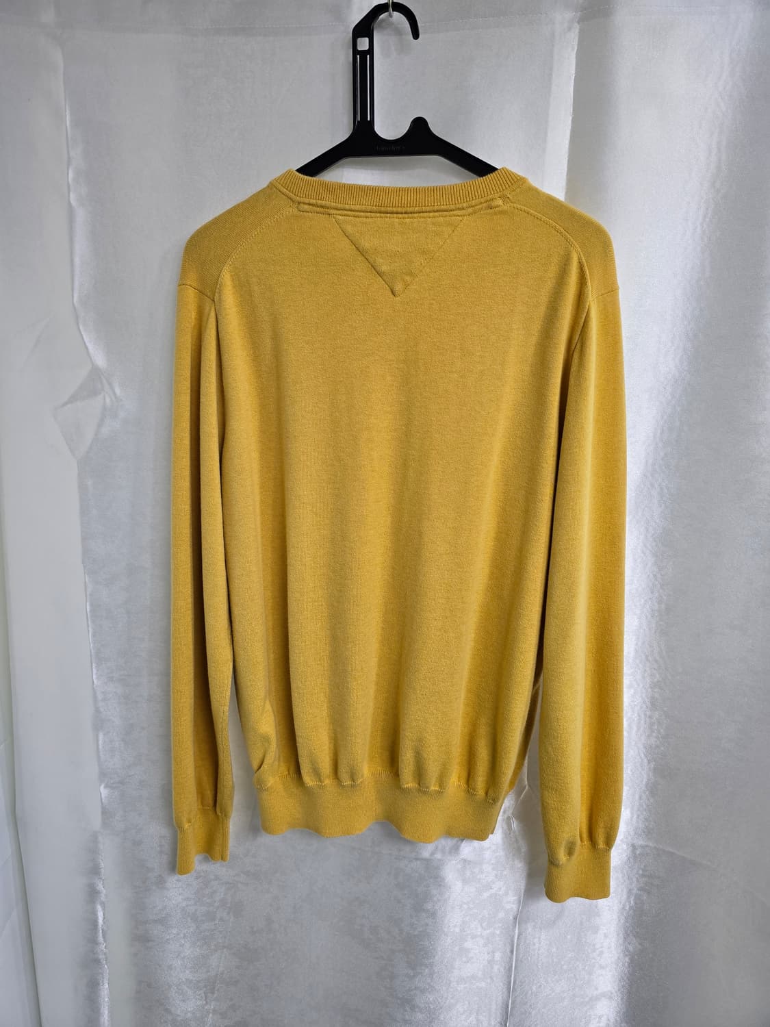 타미힐피거 옐로우 브이넥 니트 (1683) 상품이미지2