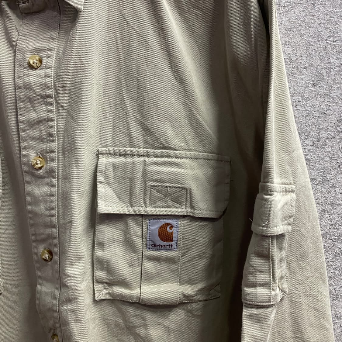 칼하트 패치로고 투포켓 베이지 셔츠 B3165 상품이미지3