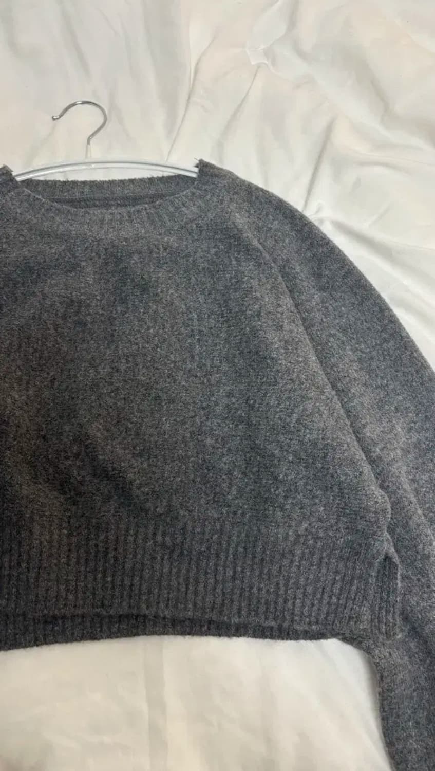 루즈핏 니트 크롭 상품이미지3