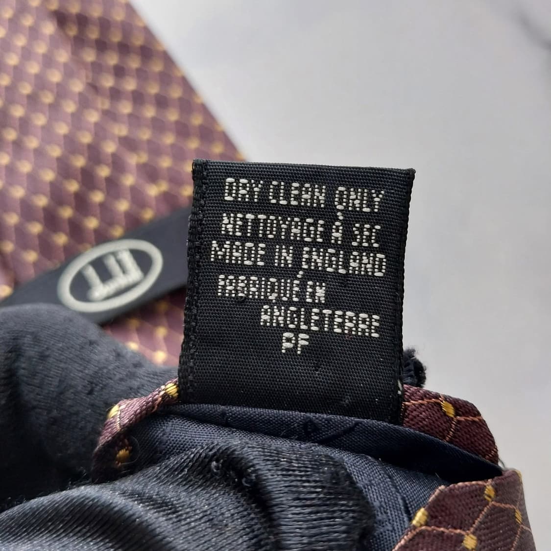 던힐 실크 브라운 골드 도트 패턴 넥타이 9.5cm A+등급 K1232
 상품이미지10