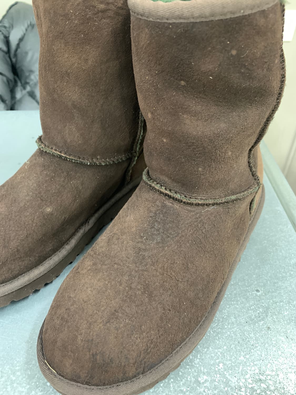 어그 클래식 숏 부츠 브라운 220 상품이미지4