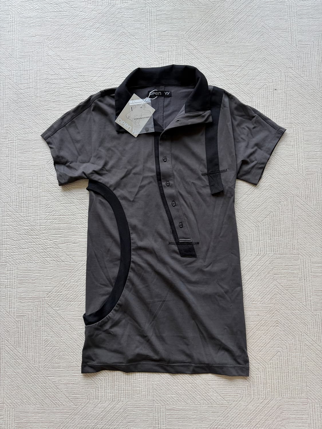 오픈와이와이 CURVED BUTTON PANEL TEE 상품이미지4