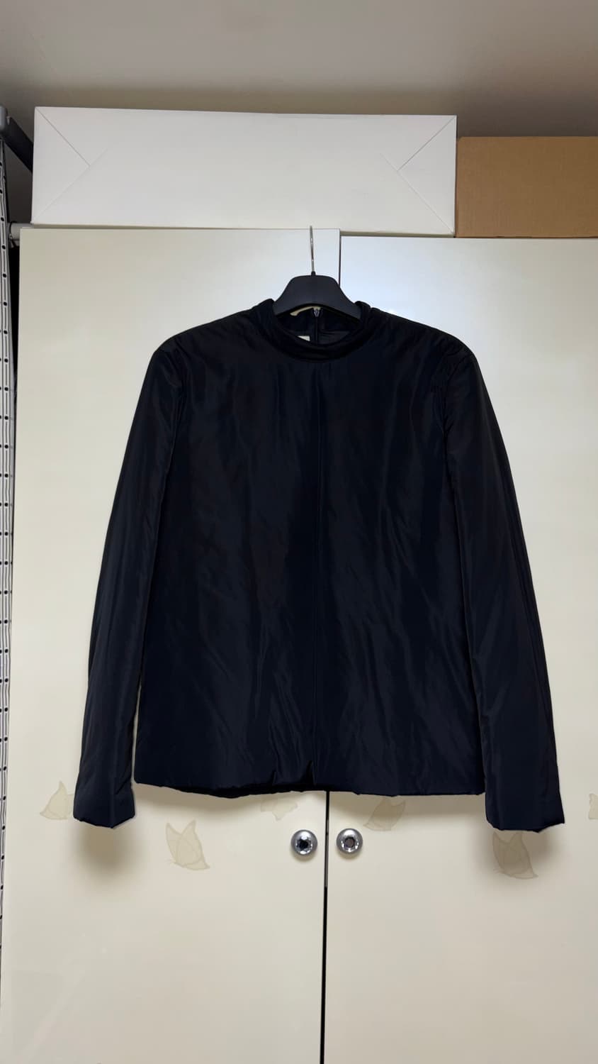 KOOMINSUNG 패디드 탑 (M 사이즈) 상품이미지1