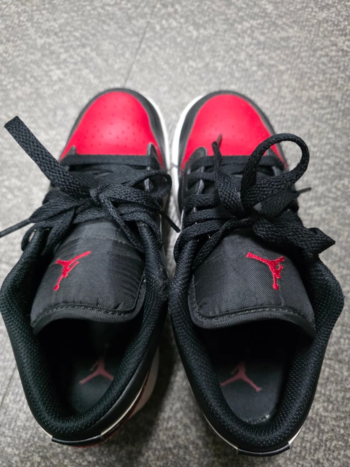 (GS) 나이키 에어 조던1 로우 화이트 바시티 레드 230 상품이미지4