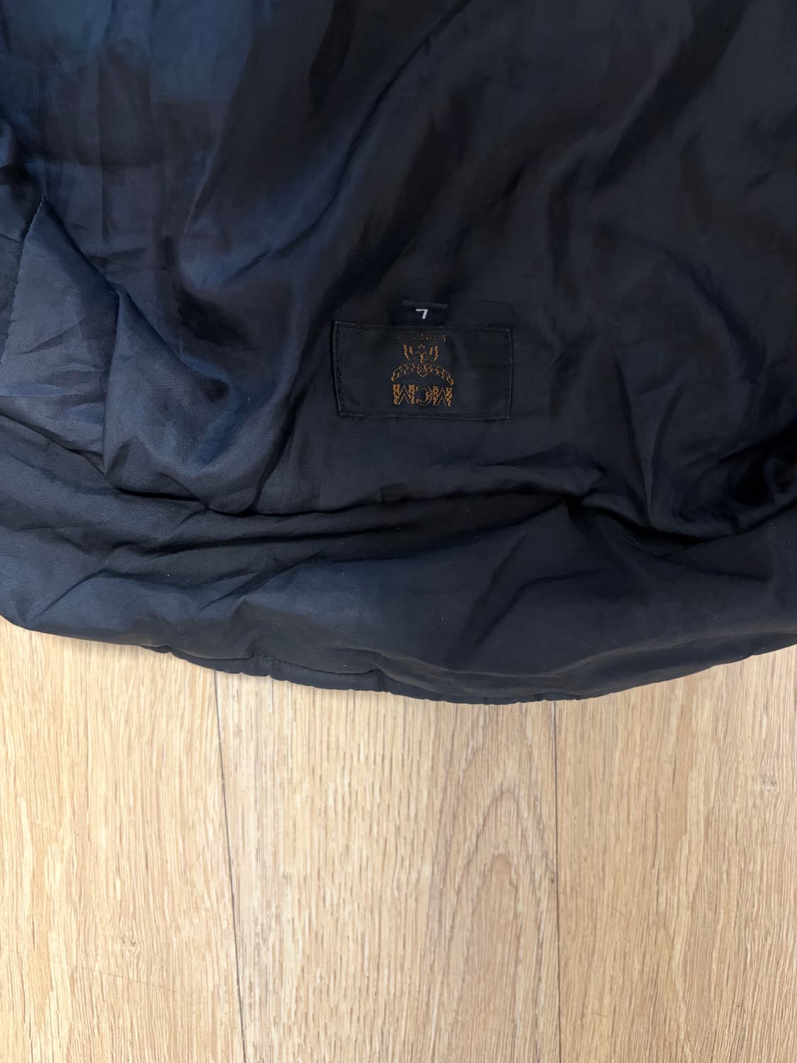 MCM 엠씨엠 정품 올드스쿨 자켓 105 상품이미지4