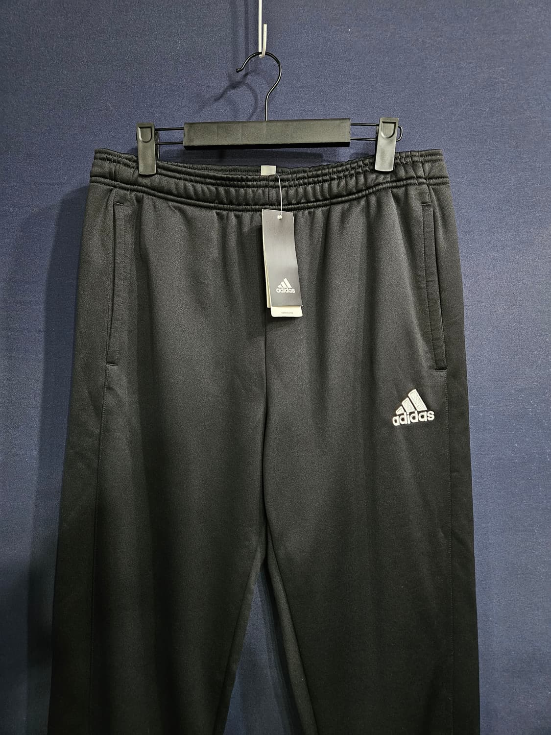 아디다스 삼선 블랙컬러 남성 슬림핏 허리 32~34 트레이닝바지  상품이미지7