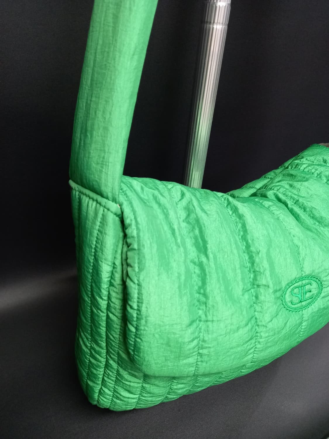 시엔느 패딩 궐팅 숄더 크로스바디백 구름백 상품이미지3