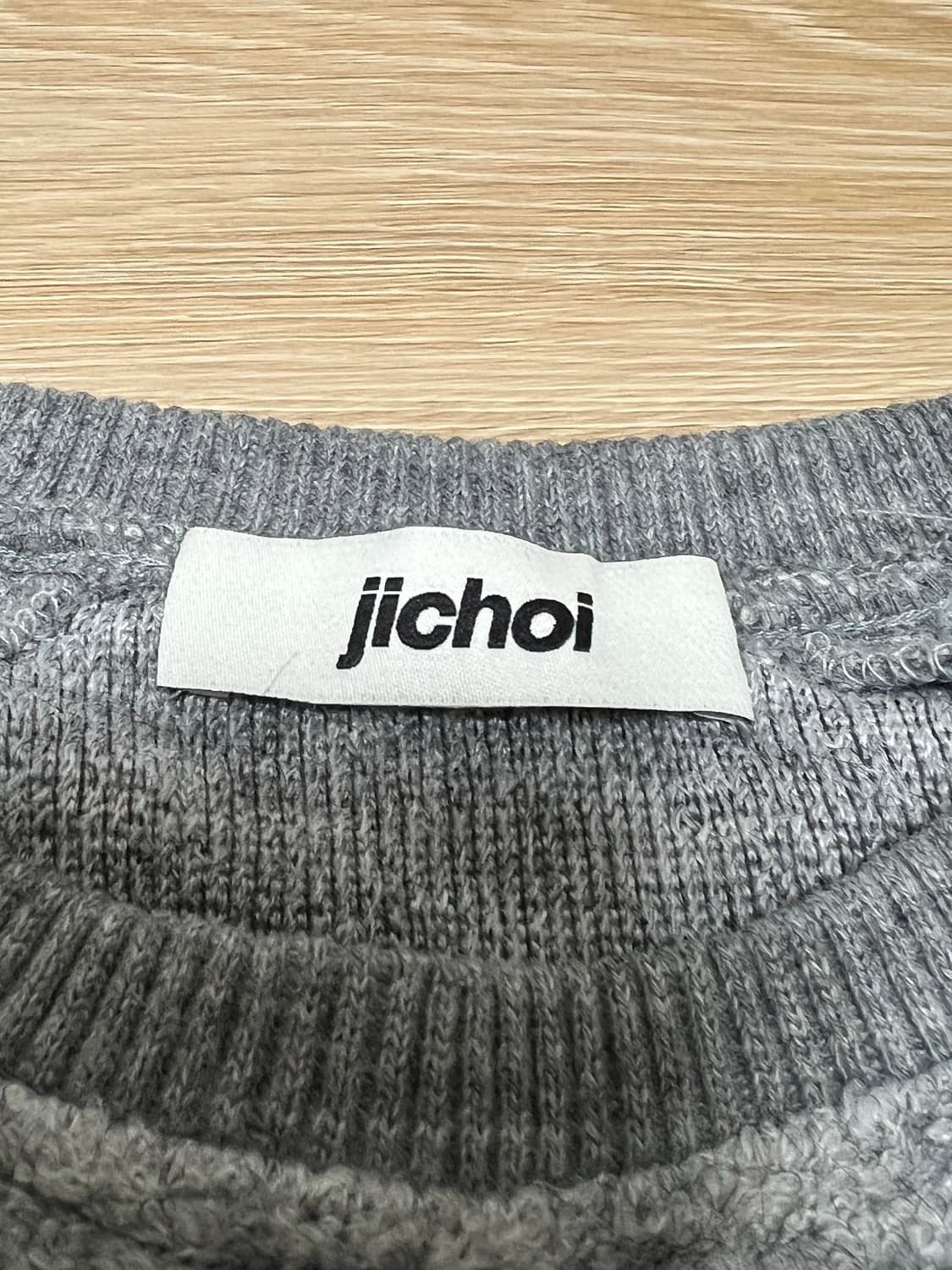 AW24 CURVED RAGLAN SWEATER 지초이 스웨터 원피스 상품이미지4