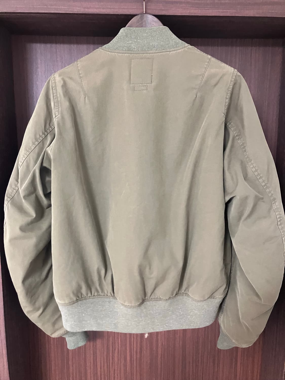 비즈빔 20ss 토르손 size 2 (3사이즈 교환가능) 상품이미지2