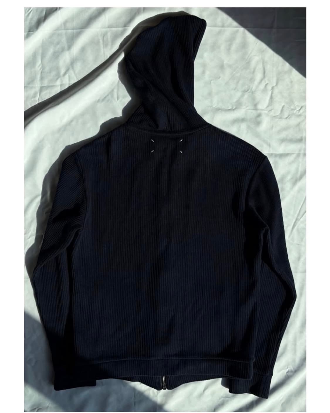 마틴 마르지엘라 15aw 니트 후드집업 상품이미지2