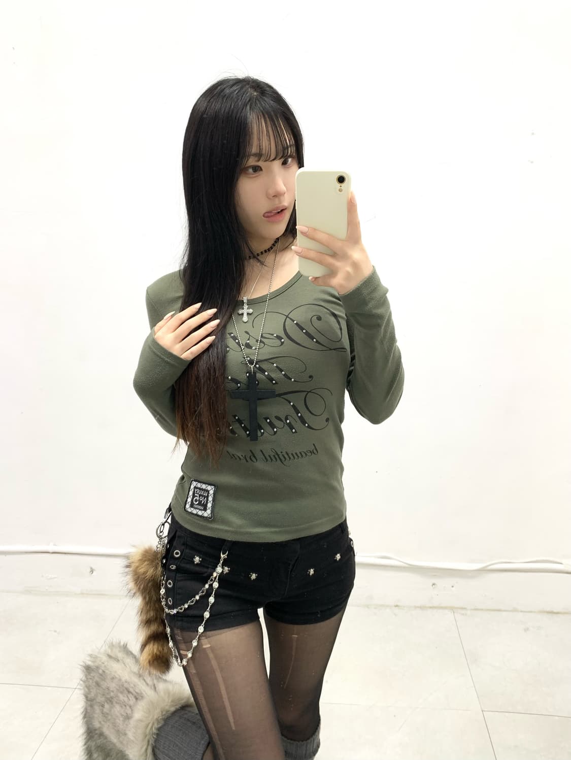 [IZIC] 카키 펑크 큐빅 롱슬리브 상품이미지3