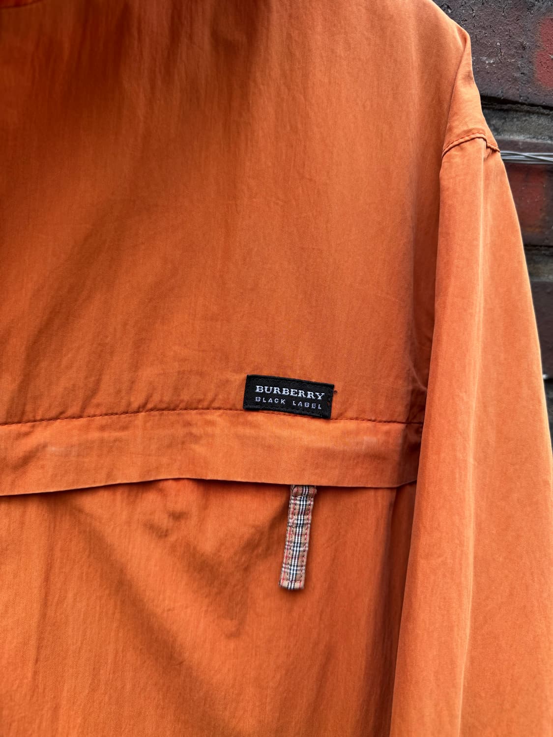 버버리 블랙라벨 오렌지 후드 풀오버  상품이미지7