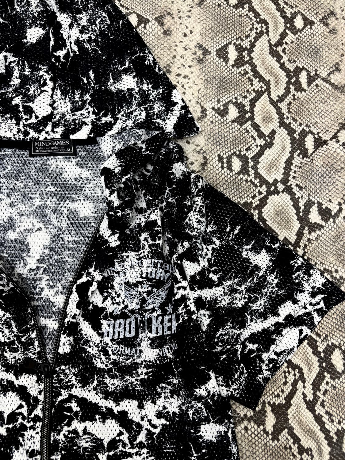 “Vintage” Cross Print Punk 1/2 Hooded Zi 상품이미지4