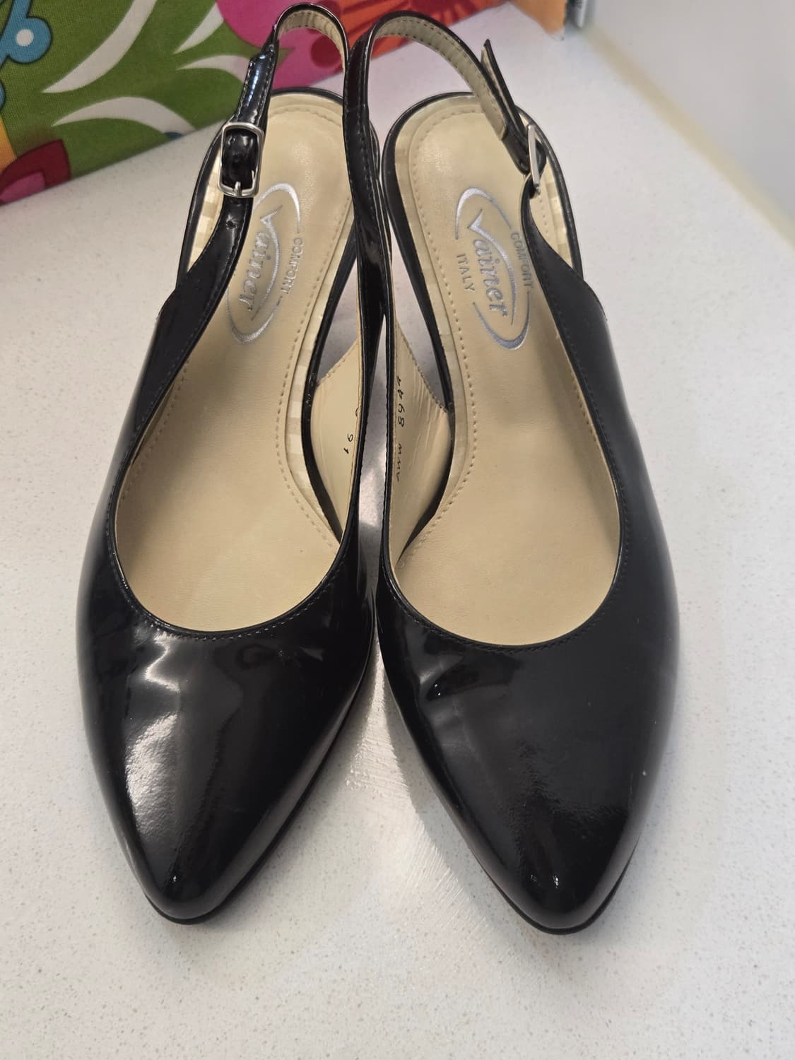 Vainett 블랙 에나멜 슬링백 힐 235 가격인하 상품이미지2