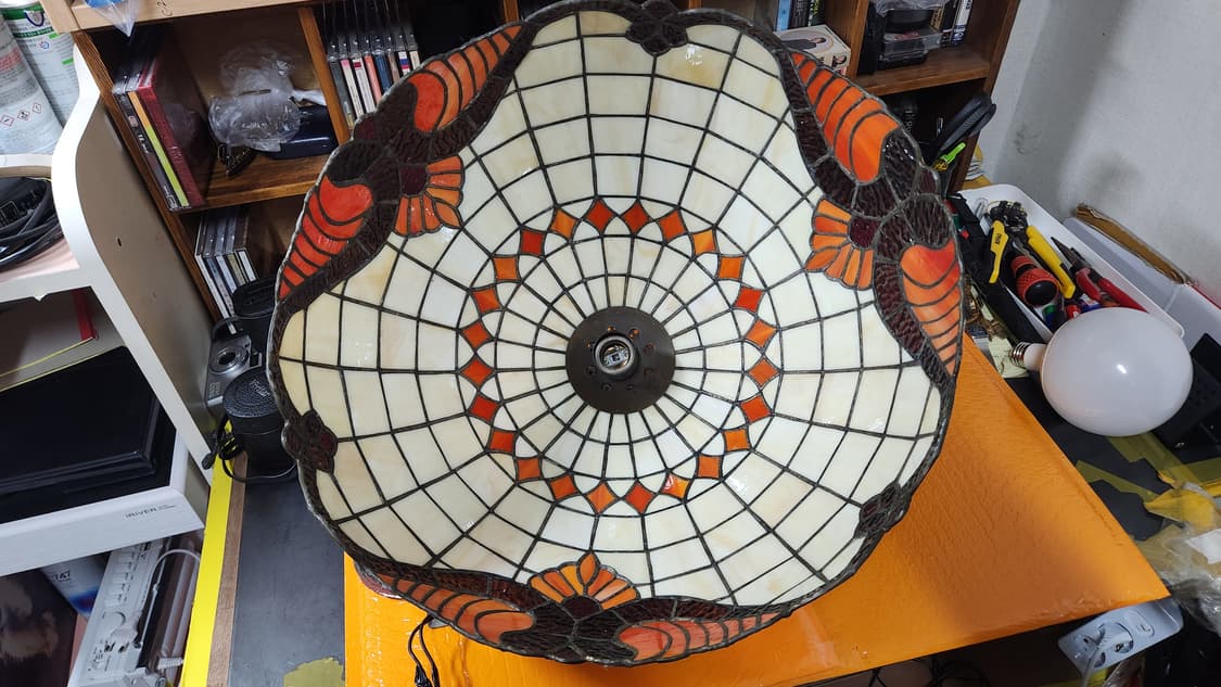 엔틱 스테인드글라스 펜던트 조명(대형, 오팔레센트, 황동주물, 노네임) 상품이미지7