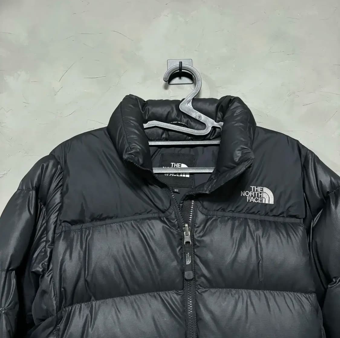 노스페이스 700 눕시 구스다운 패딩 블랙 상품이미지2