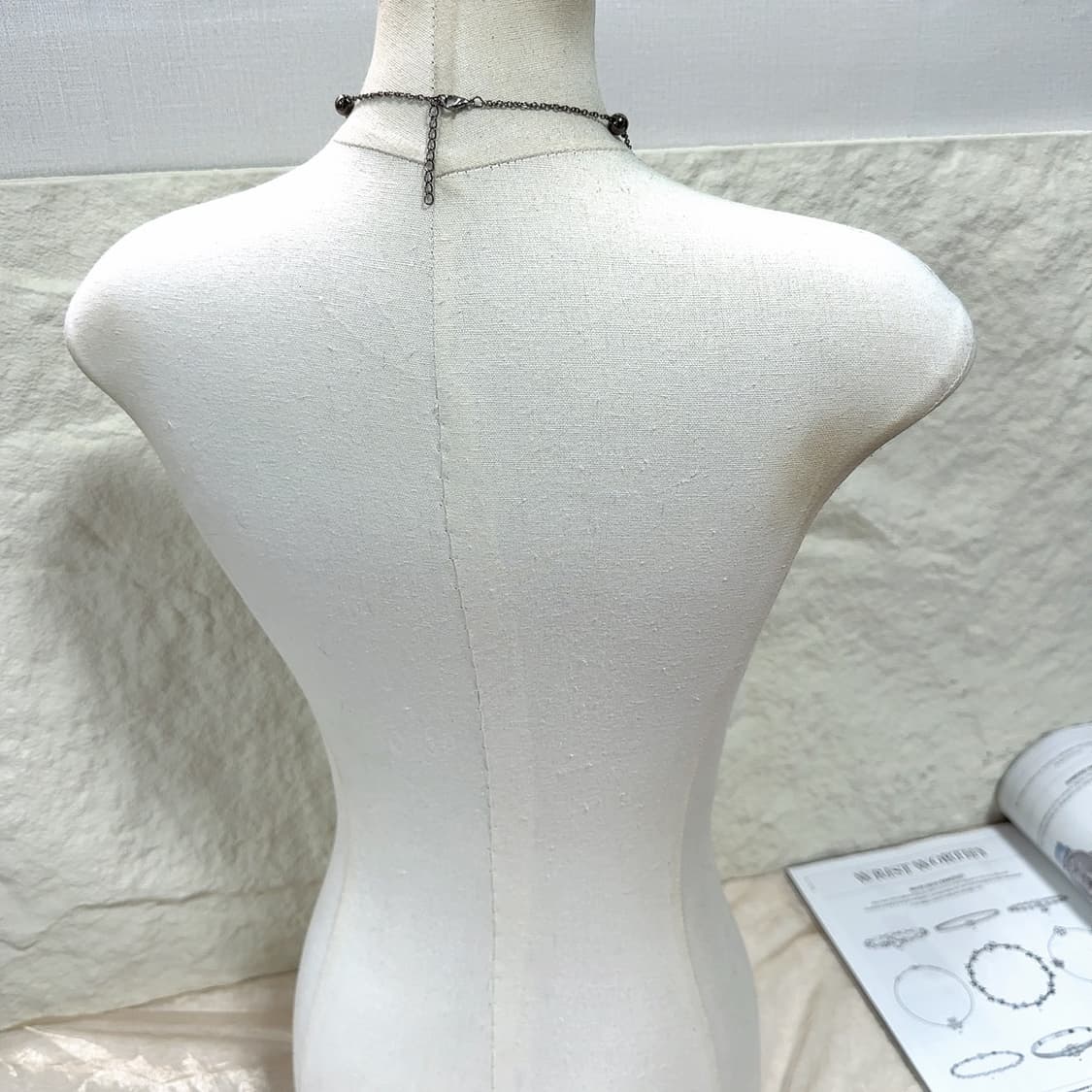 빈티지 고딕 십자가 책 목걸이 상품이미지3