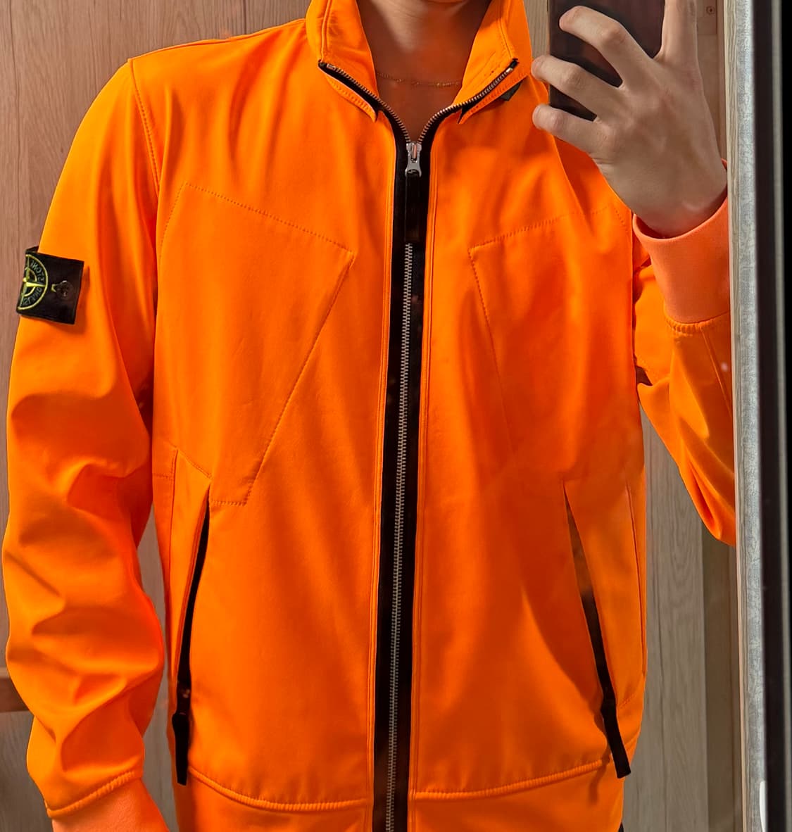 스톤아일랜드 소프트쉘 바람막이 M 상품이미지1