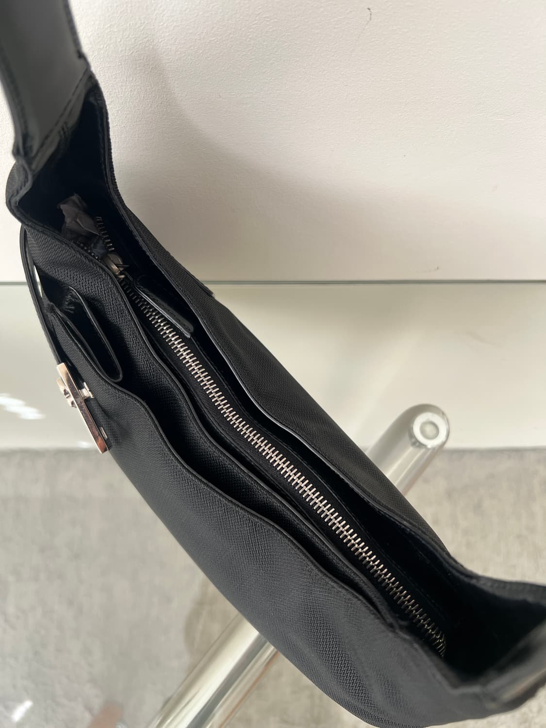 빈티지 페라가모 간치니 블랙 숄더백 상품이미지4