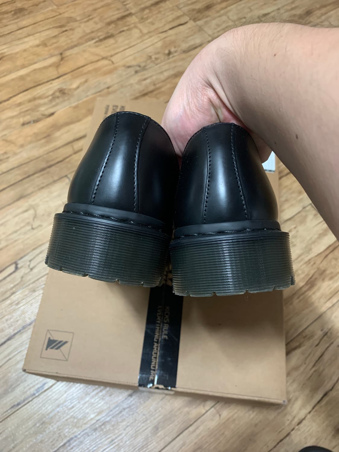 닥터마틴 1461 벡스 모노 스무스 25SS US11 300 상품이미지9