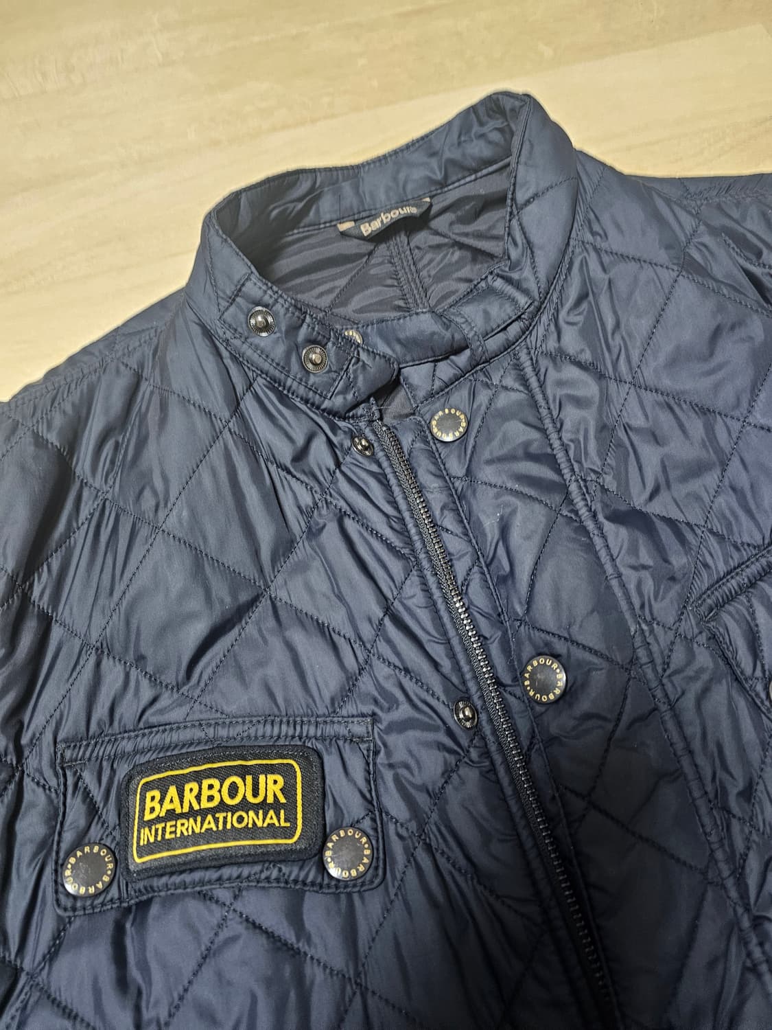 바버 인터내셔널 퀼팅 자켓 라지 105 상품이미지2