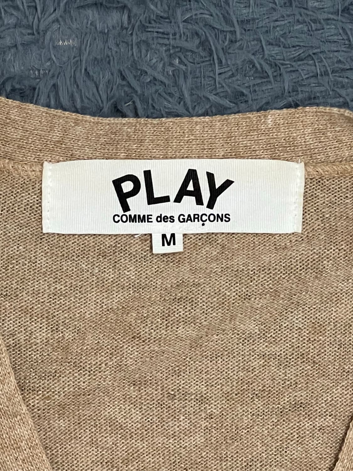 꼼데가르송 베이지 울 니트 가디건 M 상품이미지3