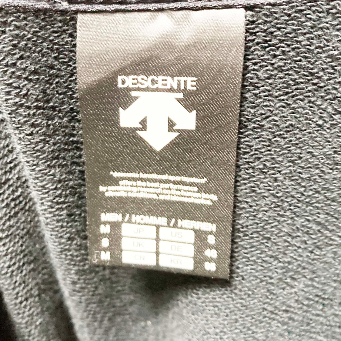 데상트 남성후드집업자켓 블랙 95 상품이미지4