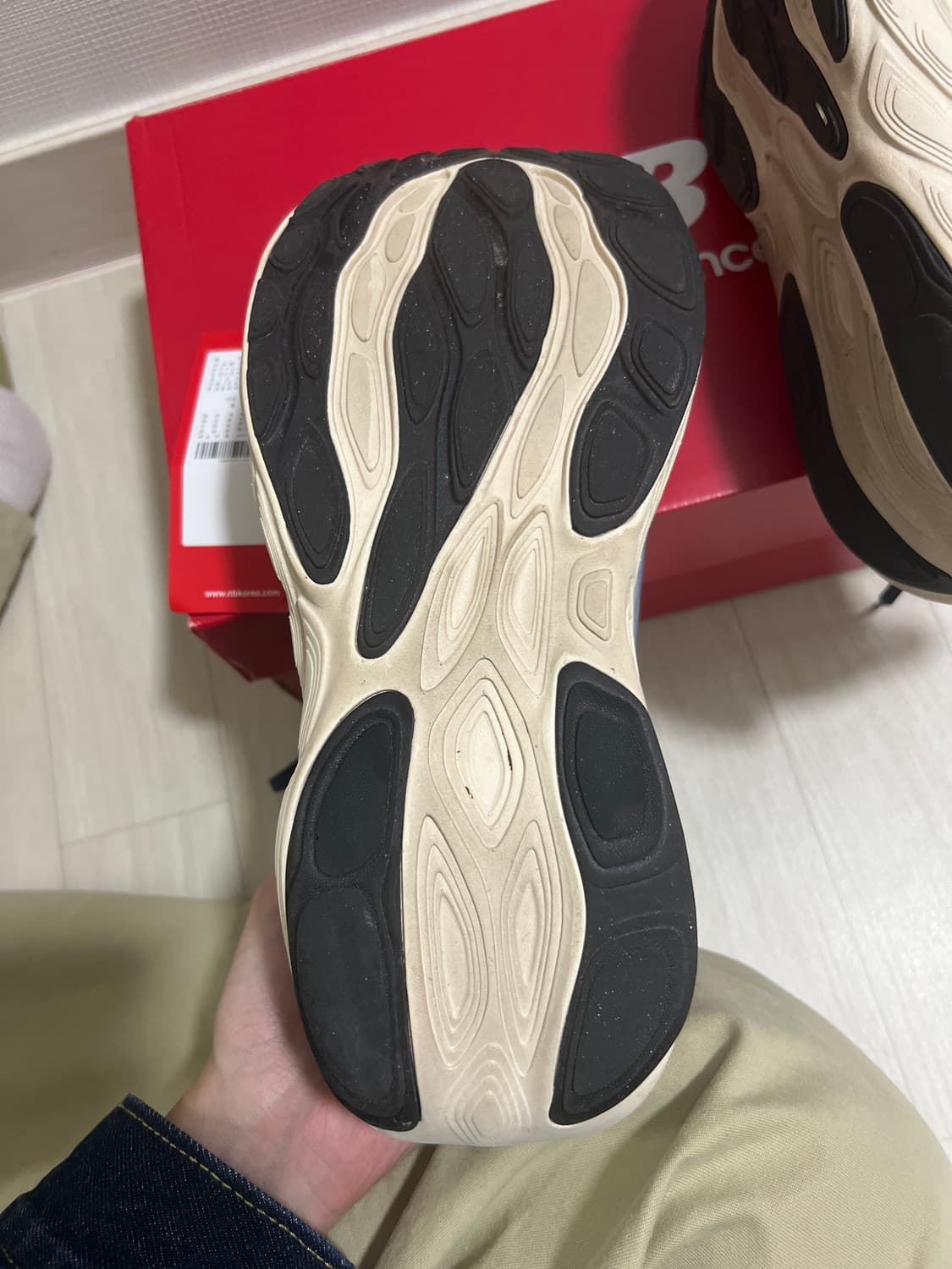 뉴발란스 1080 v14 2E 275 상품이미지1