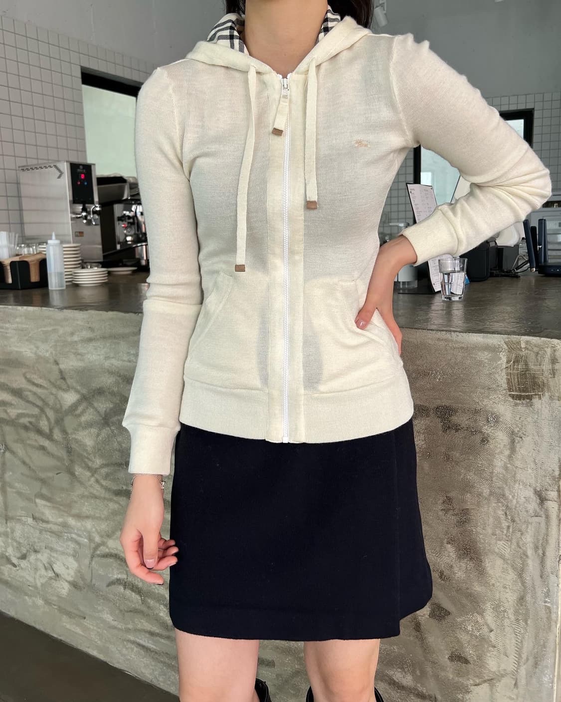 버버리 울 니트 집업 상품이미지6