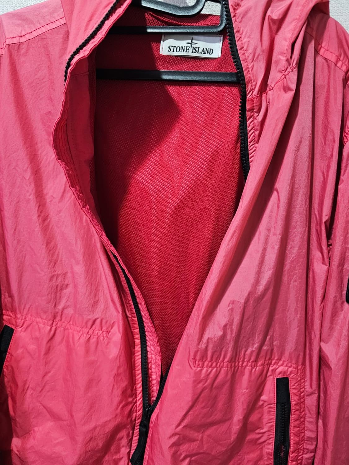 정품 23SS 스톤아일랜드 크링클랩스 나일론 가먼트 다이드 후드 자켓 상품이미지3